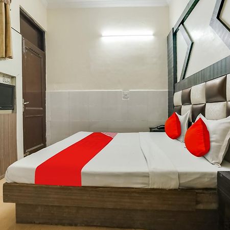 Oyo Hotel Shagun Chandīgarh Εξωτερικό φωτογραφία