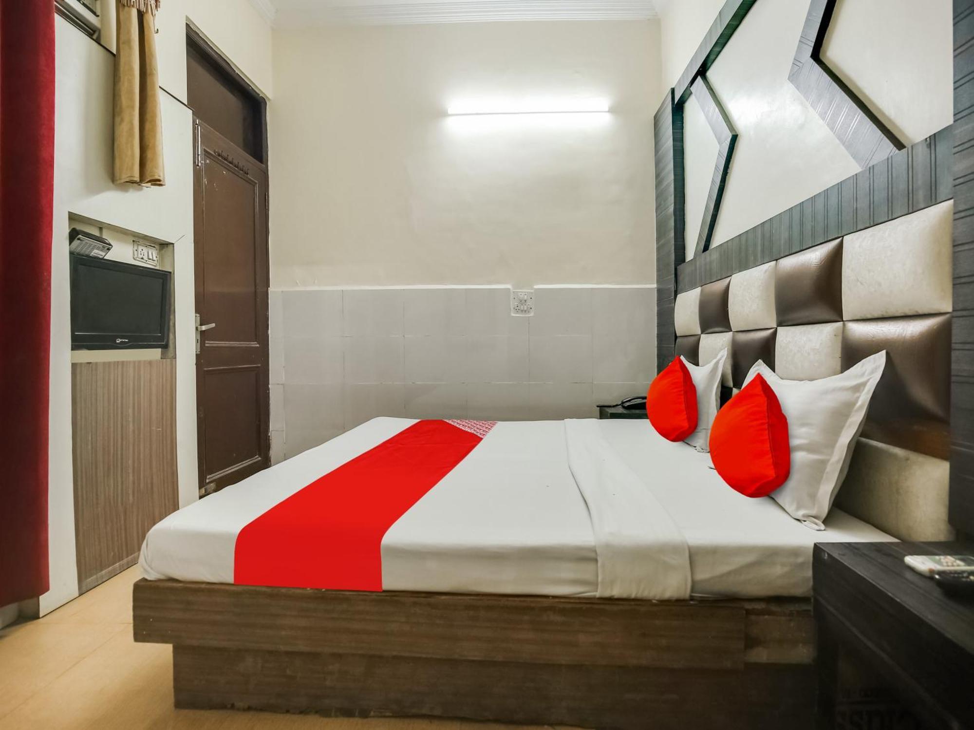 Oyo Hotel Shagun Chandīgarh Εξωτερικό φωτογραφία